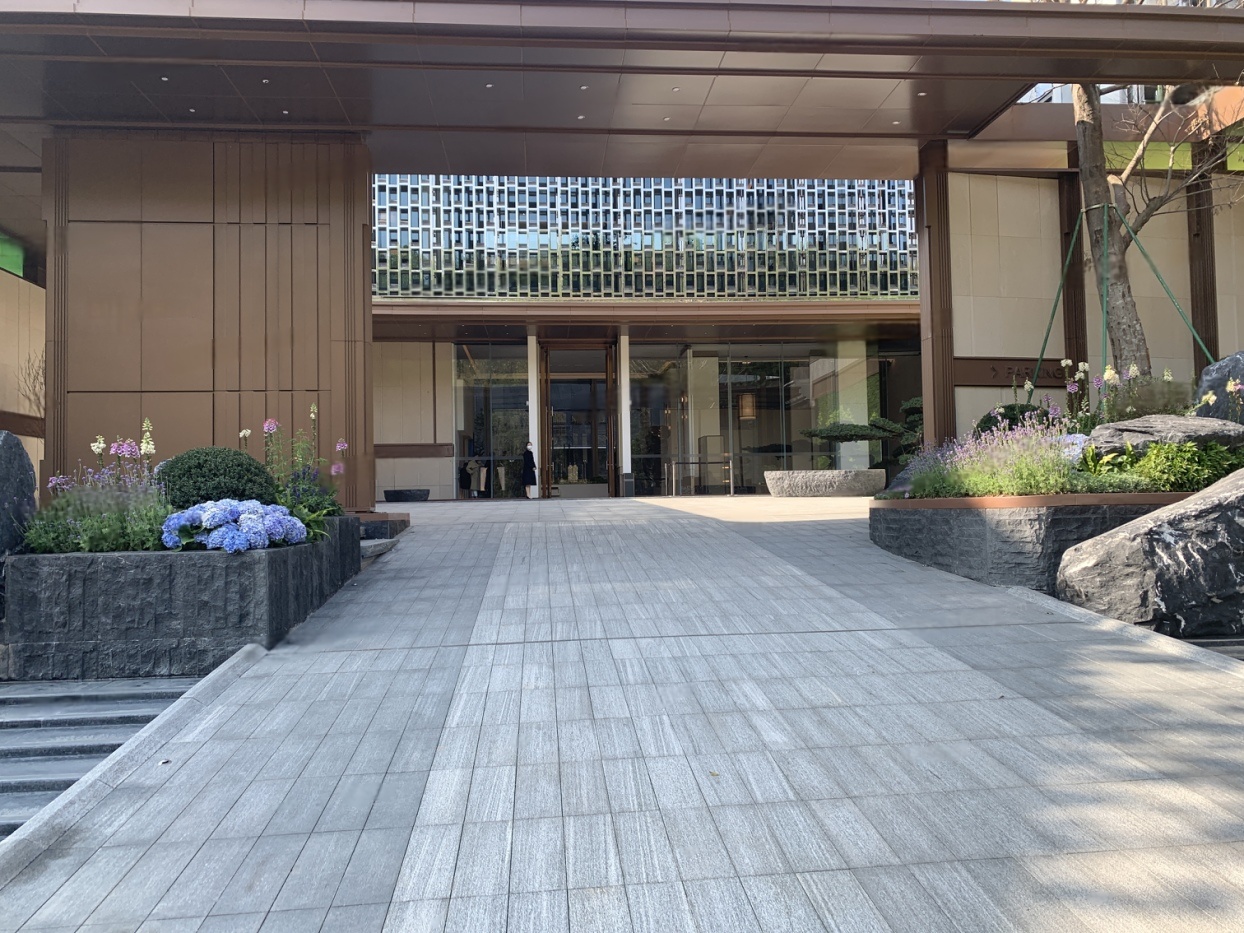 珑樾山热销中 均价约99300元/㎡ 主推120-268㎡品质住宅
